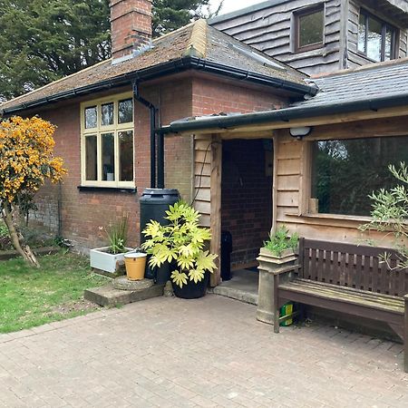 Woodland Retreat, Market Lane, Blundeston, Lowestoft Dış mekan fotoğraf