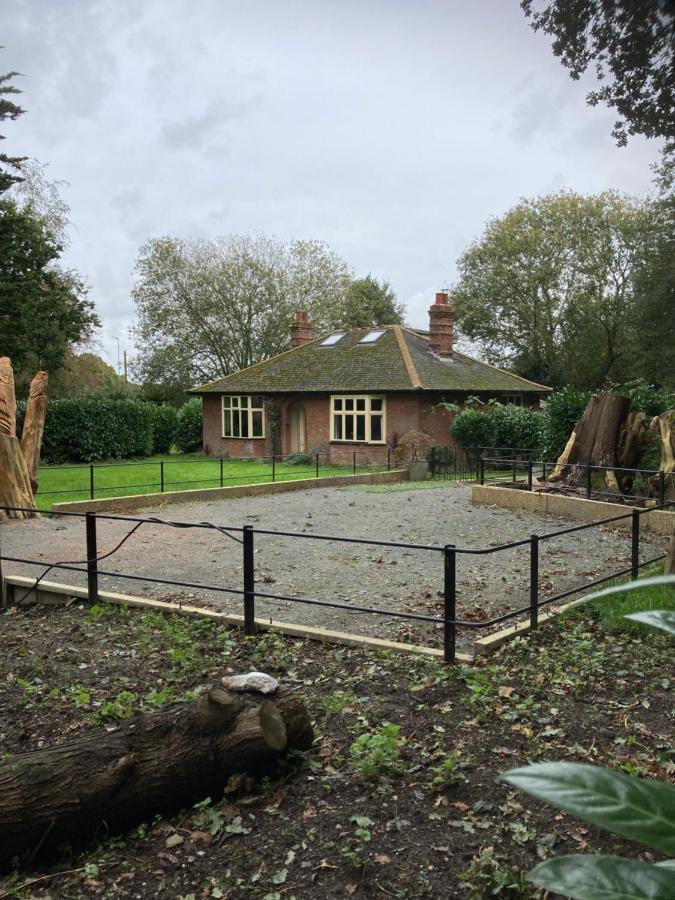 Woodland Retreat, Market Lane, Blundeston, Lowestoft Dış mekan fotoğraf